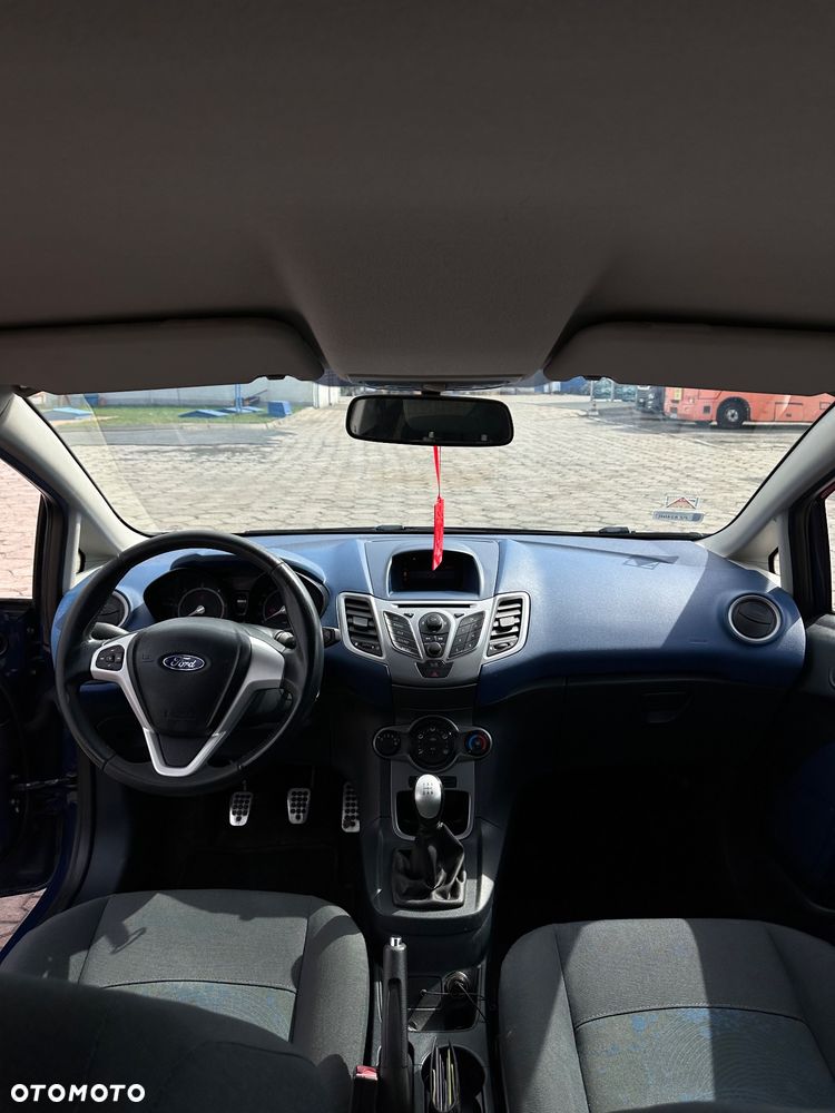Ford Fiesta 1.6 TDCi Sport - 26