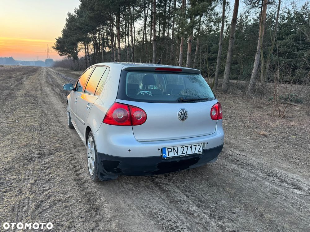 Volkswagen Golf 1.6 Q-Line - 8