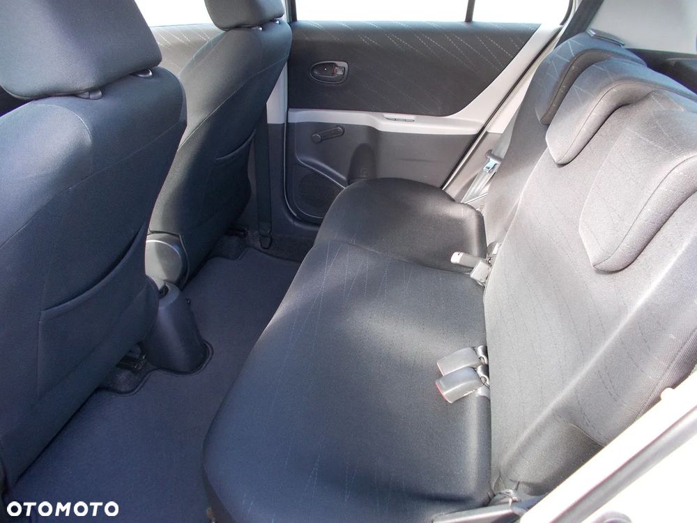 Toyota Yaris 1.0 VVT-i Style - 16
