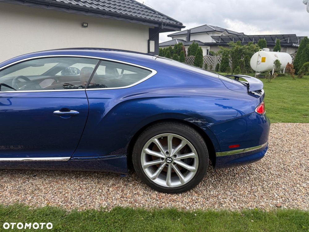 Bentley Continental GT - 8