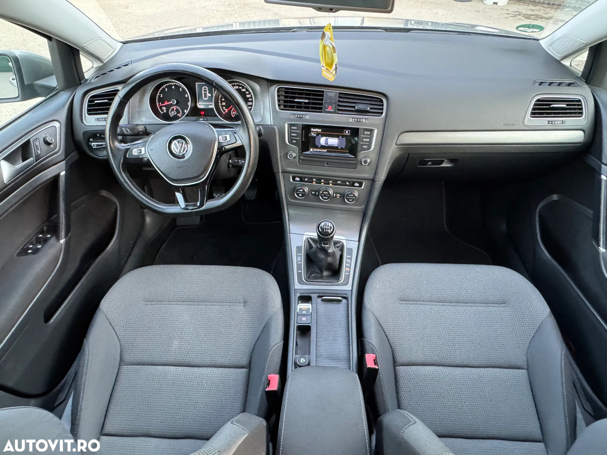 Volkswagen Golf 1.2 TSI BlueMotion Technology Comfortline - 8