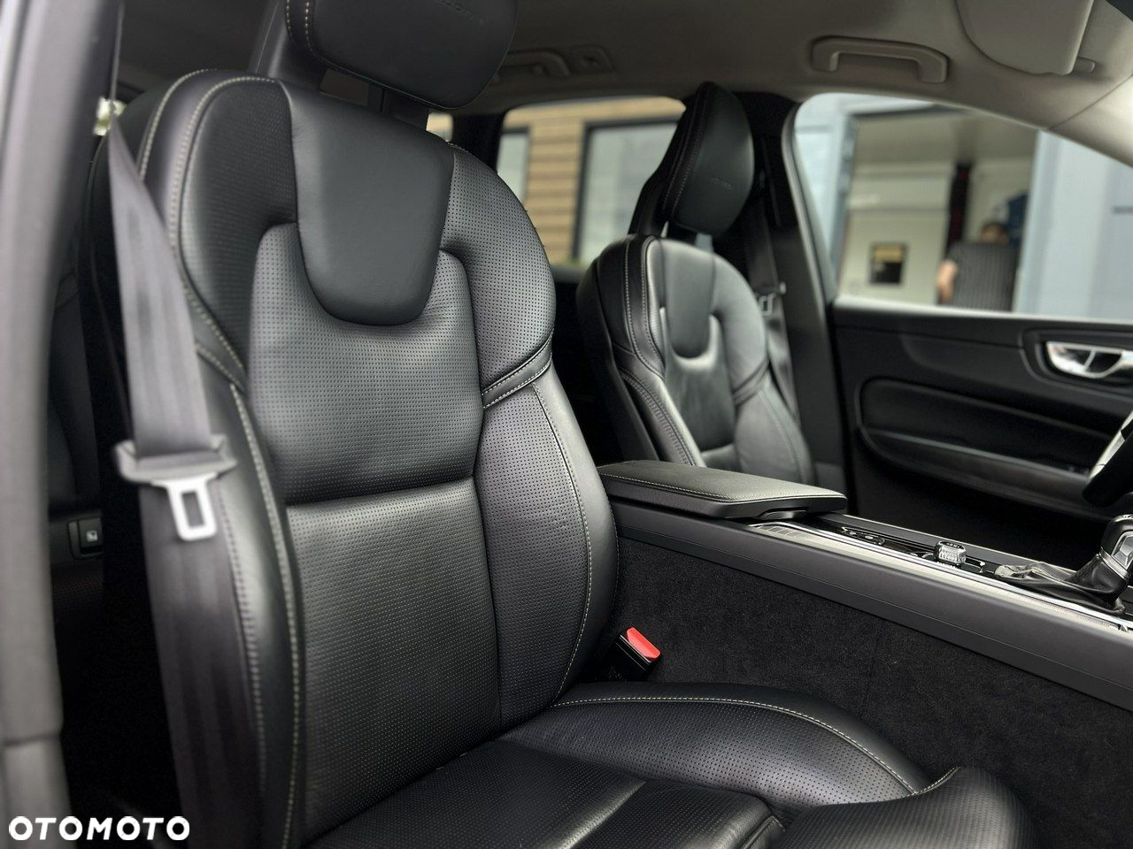 Volvo XC 60 D5 AWD Inscription - 31