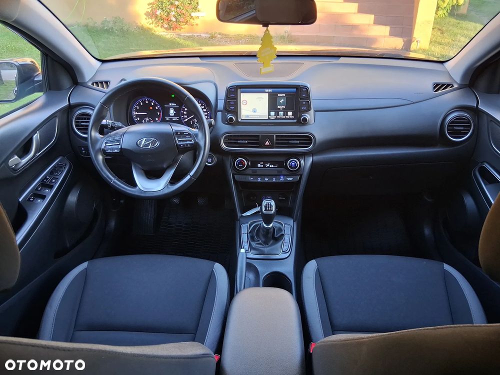 Hyundai Kona - 12