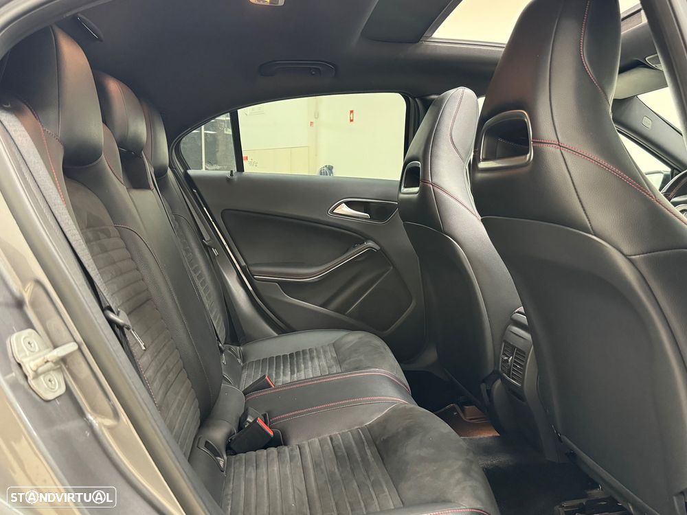 Mercedes-Benz A 180 CDI (BlueEFFICIENCY) AMG Sport - 34