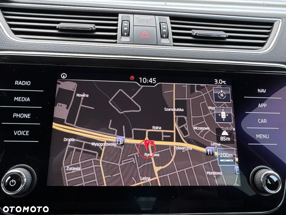 Skoda Superb 1.5 TSI Ambition DSG - 27