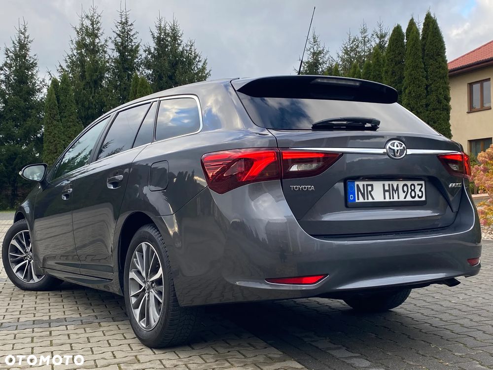 Toyota Avensis 2.0 D-4D Prestige - 7