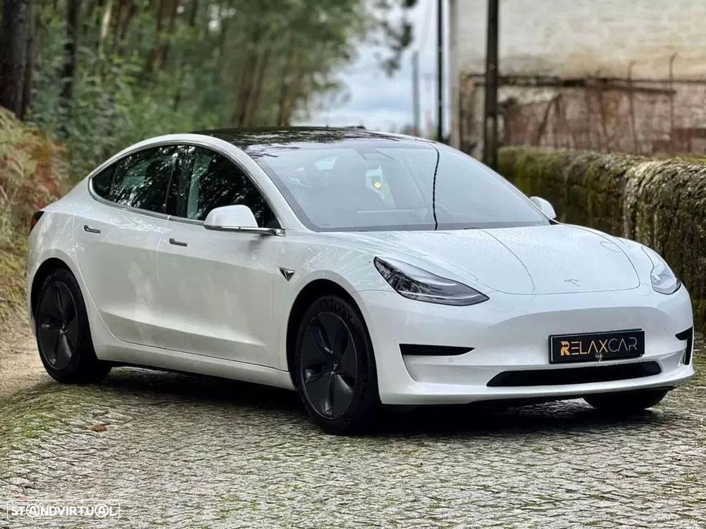 Tesla Model 3 Standard Range Plus RWD - 3