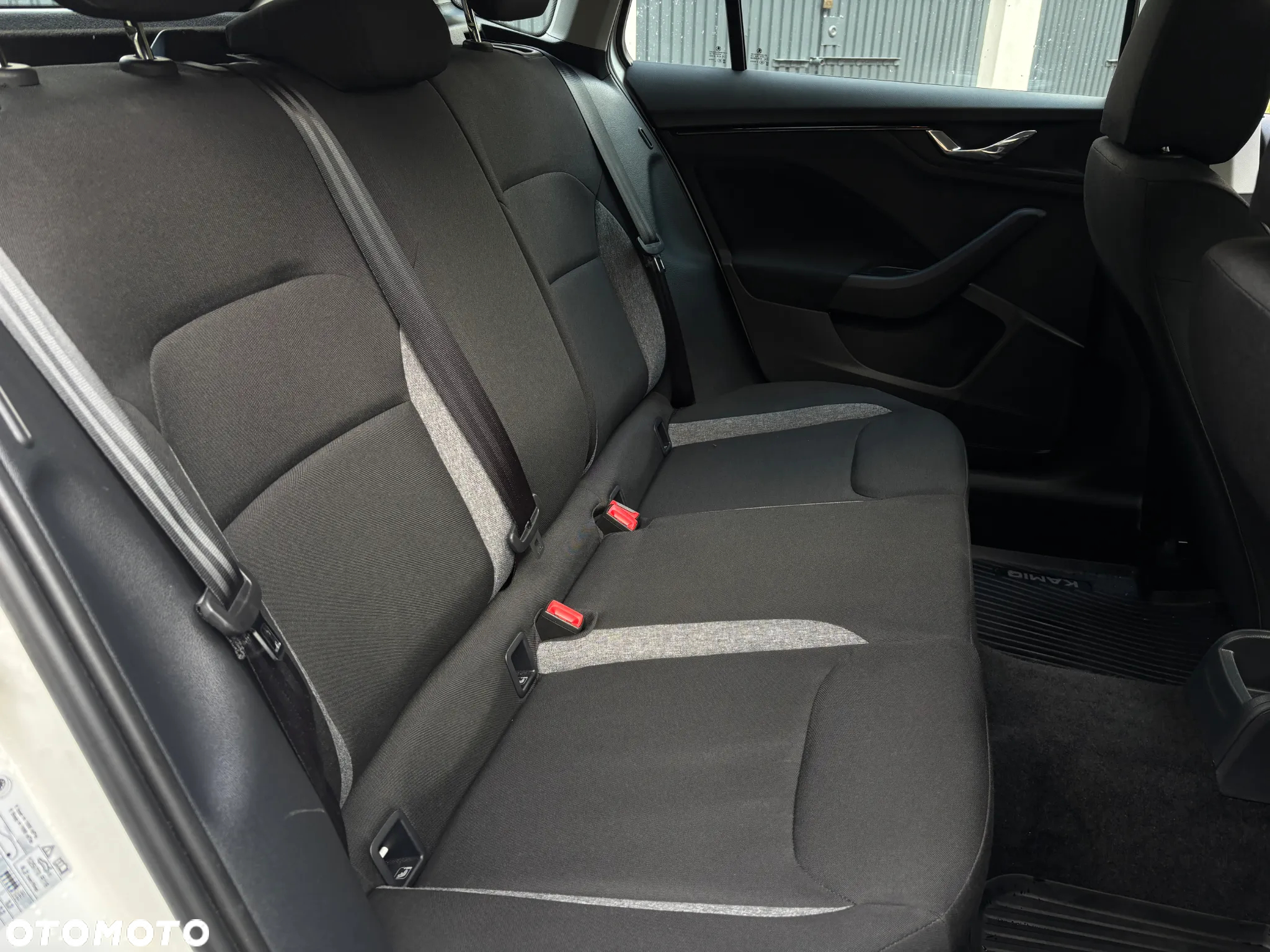 Skoda Kamiq 1.0 TSI Essence - 26