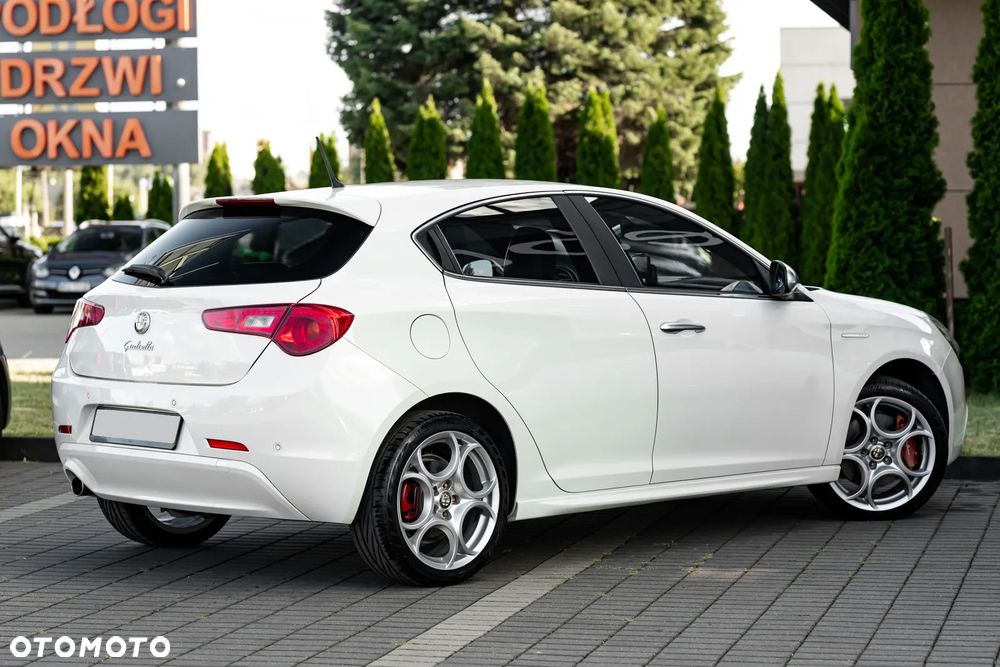 Alfa Romeo Giulietta 1.4 TB 16V Multiair - 4