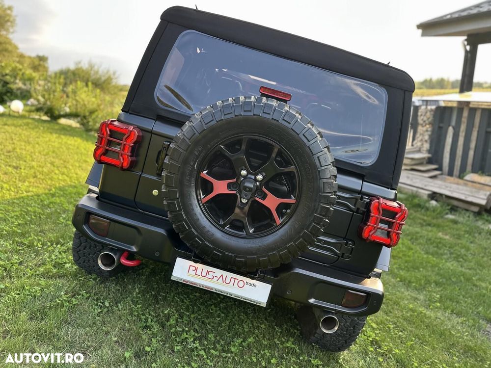 Jeep Wrangler - 5