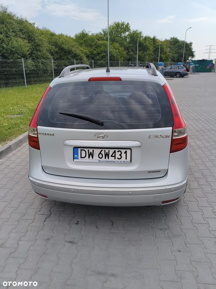 Hyundai i30 1.6 CRDi Classic + World Cup - 3