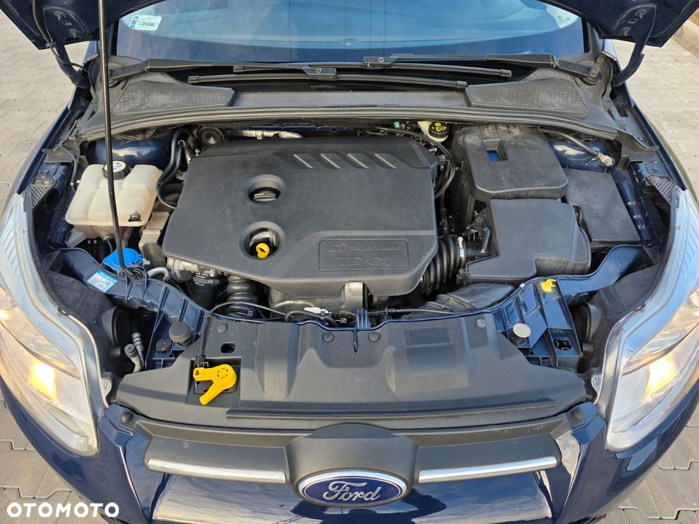 Ford Focus 1.6 TDCi DPF SYNC Edition - 9