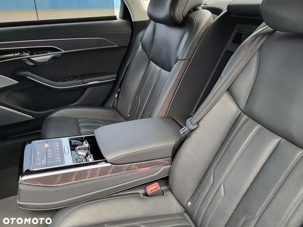 Audi A8 - 20