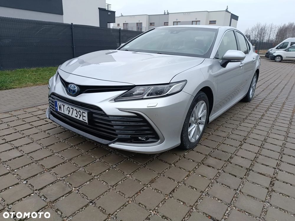 Toyota Camry 2.5 Hybrid Comfort CVT - 2