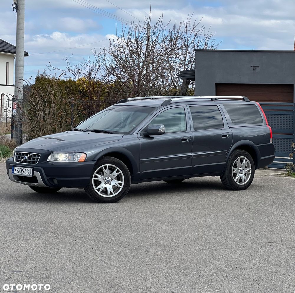 Volvo XC 70 D5 AWD Summum - 2