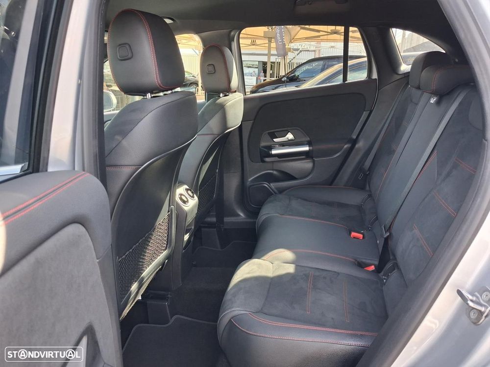 Mercedes-Benz GLA 250 e AMG Line - 13