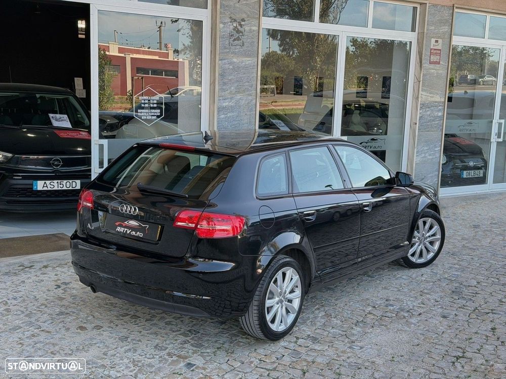 Audi A3 Sportback 1.6 TDI Advance - 4