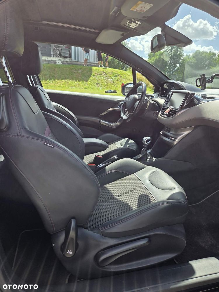 Peugeot 208 ver-e--hdi-fap-115-stop-start-xy - 21