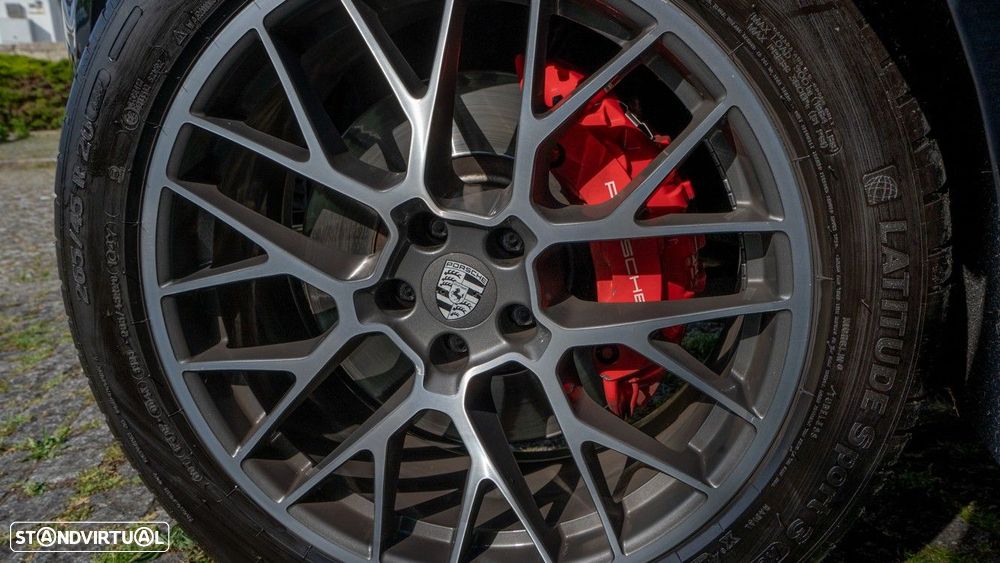 Porsche Macan Turbo Performance Package - 29