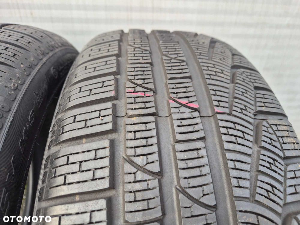 2x OPONY ZIMOWE 225/45/18 Pirelli Sotto Zero3 Winter 240 Sll 7MM 2023R - 2