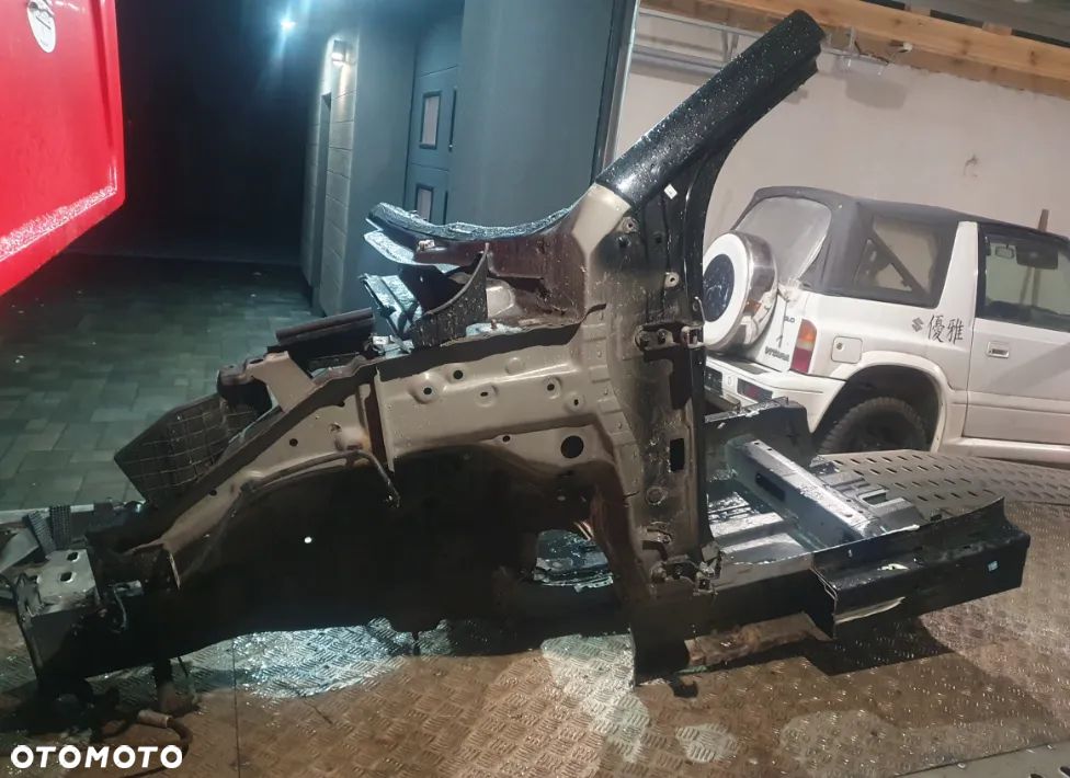 ĆWIARTKA FARTUCH PODŁUŻNICA LEWY PRZÓD HYUNDAI IX35 - 1