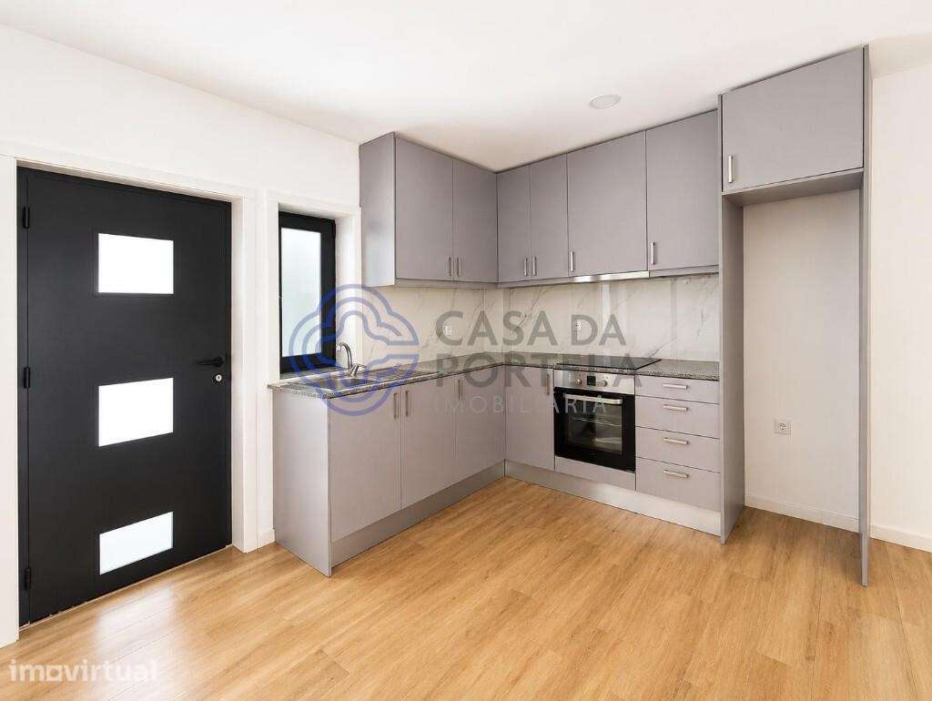 Moradia Bifamiliar T3 em Baguim do Monte, Gondomar - Grande imagem: 4/30