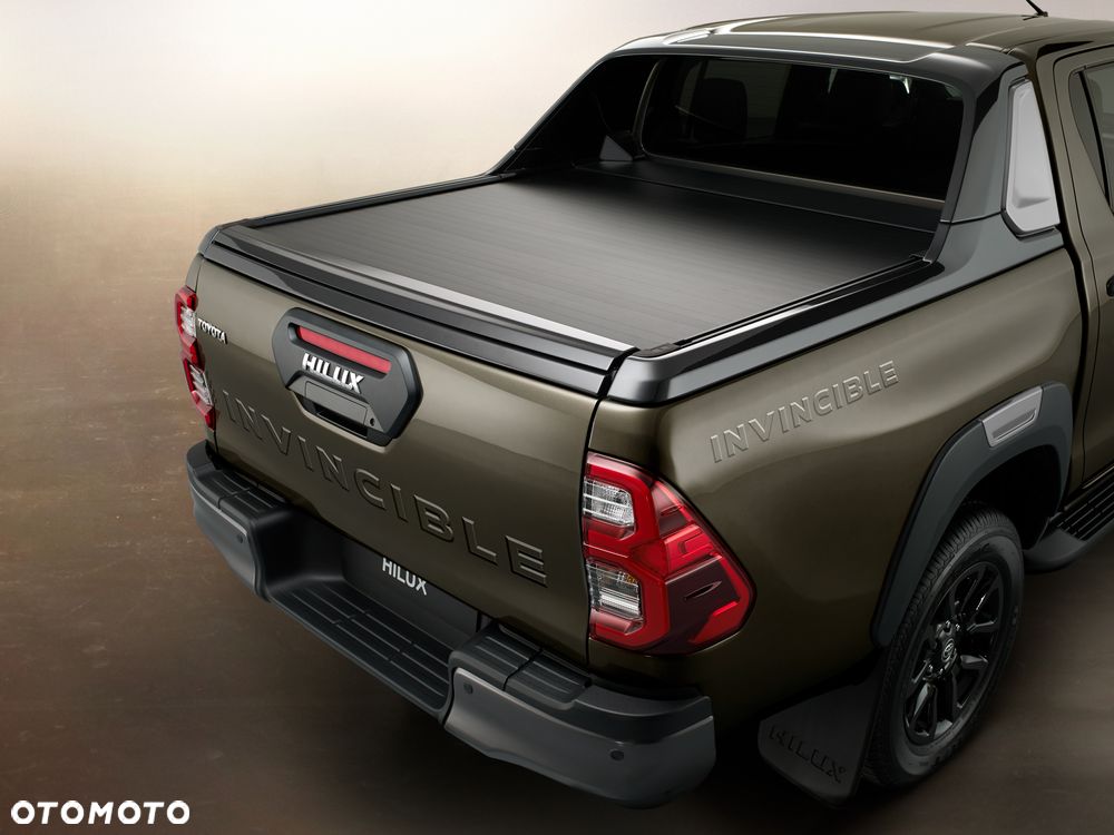 Toyota Hilux 2.8 D-4D mHEV Double Cab Invincible 4x4 - 8