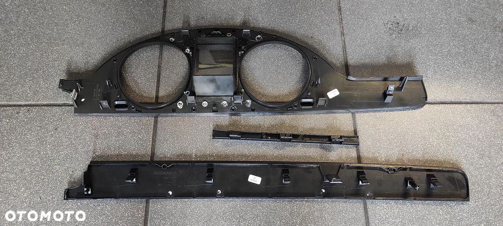 PASSAT B6 LIFT B7 RAMKA DEKOR DESKI OBUDOWA LICZNIKA 3C8858366F - 3