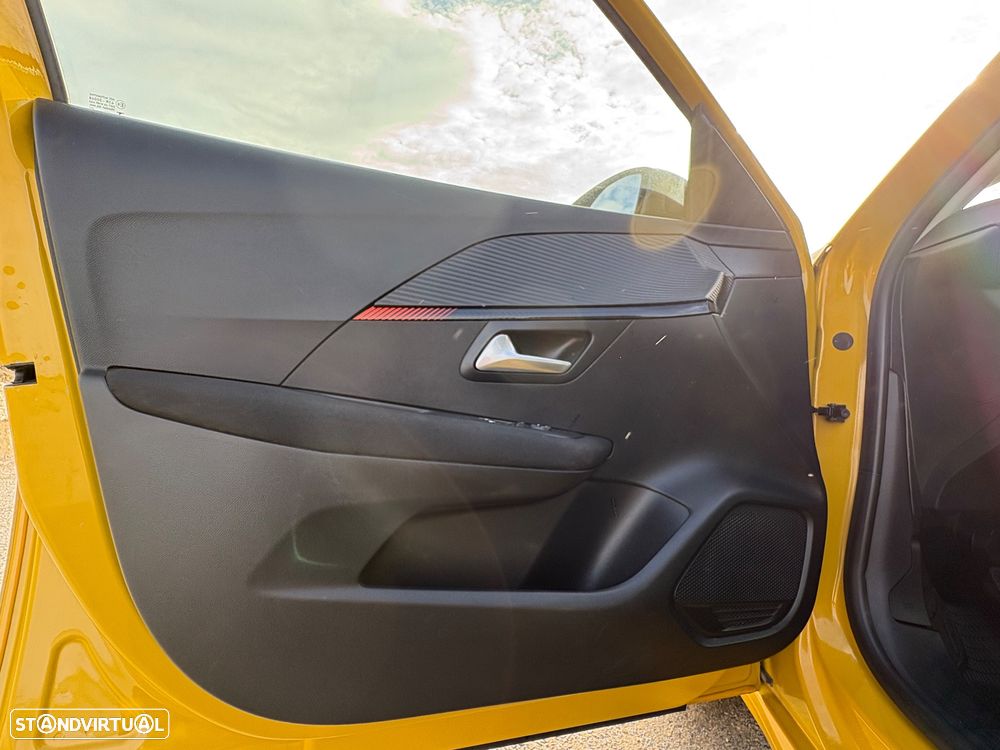 Peugeot 208 1.2 PureTech Active Pack - 16