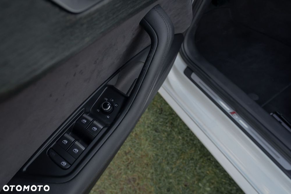 Audi A4 Avant - 34