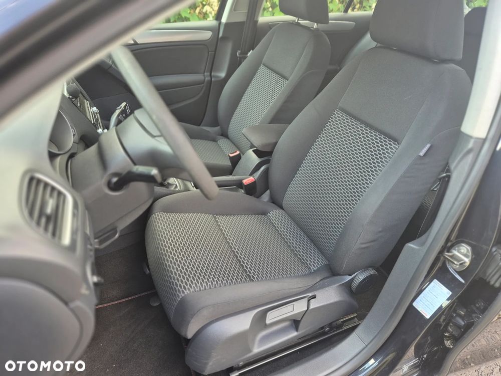 Volkswagen Golf 1.6 Trendline - 12