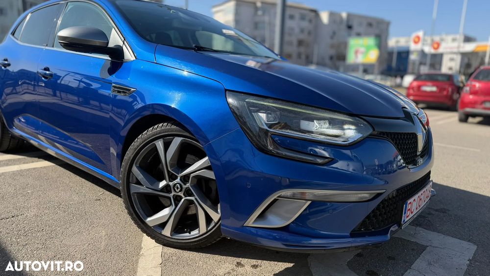 Renault Megane ENERGY TCe 205 EDC GT - 12