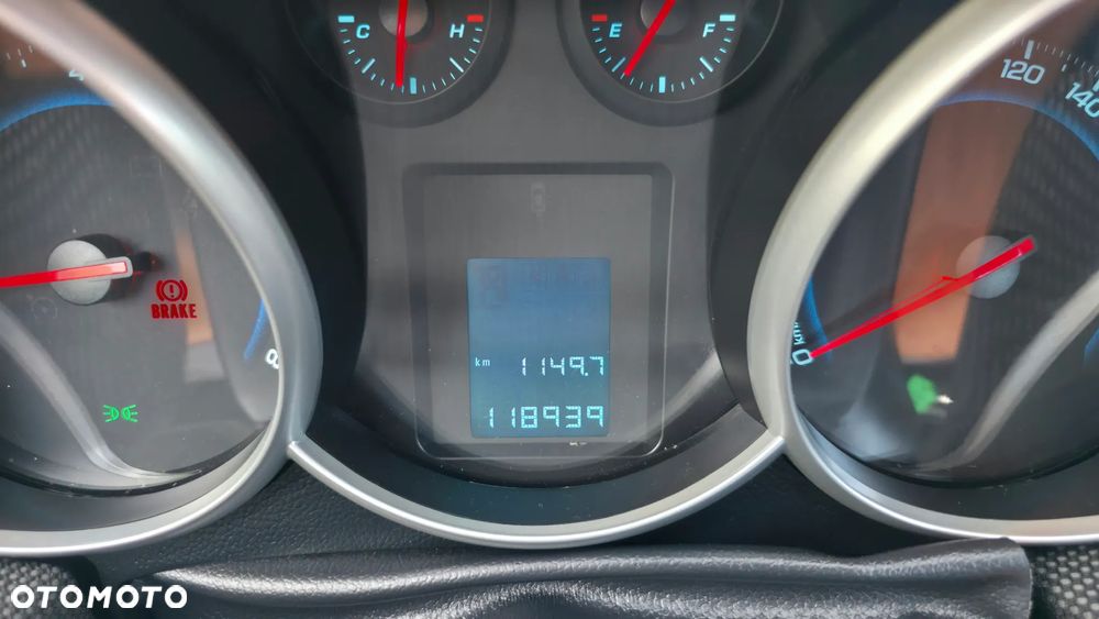 Chevrolet Cruze 1.8 LT - 2