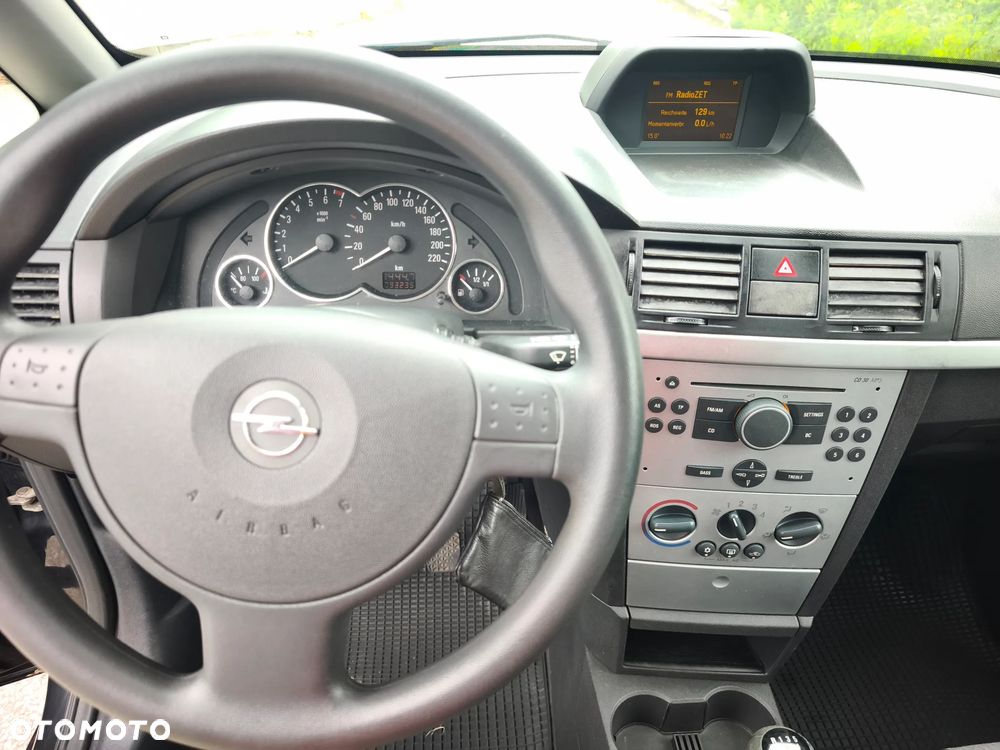Opel Meriva 1.6 16V Essentia - 8