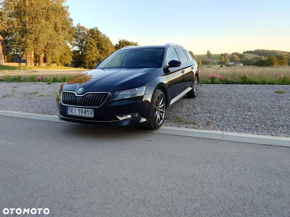 Skoda Superb 2.0 TDI Ambition - 36
