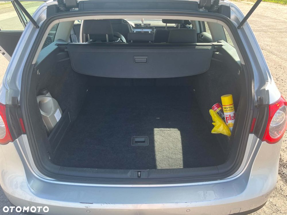 Volkswagen Passat 1.8 TSI Comfortline - 8