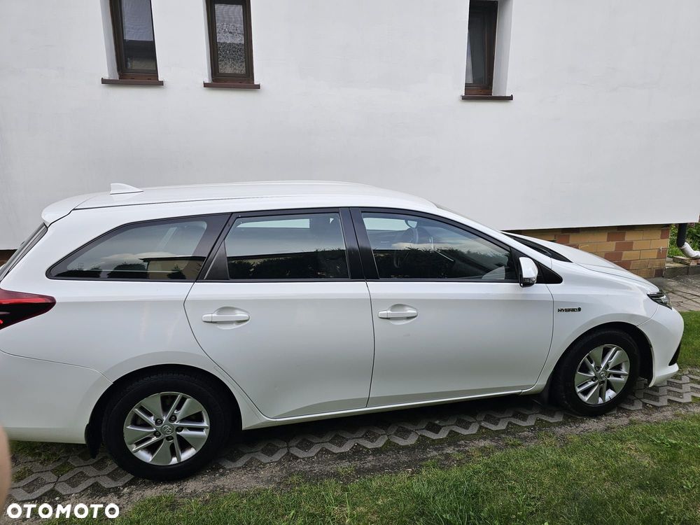 Toyota Auris Hybrid 135 Active - 16