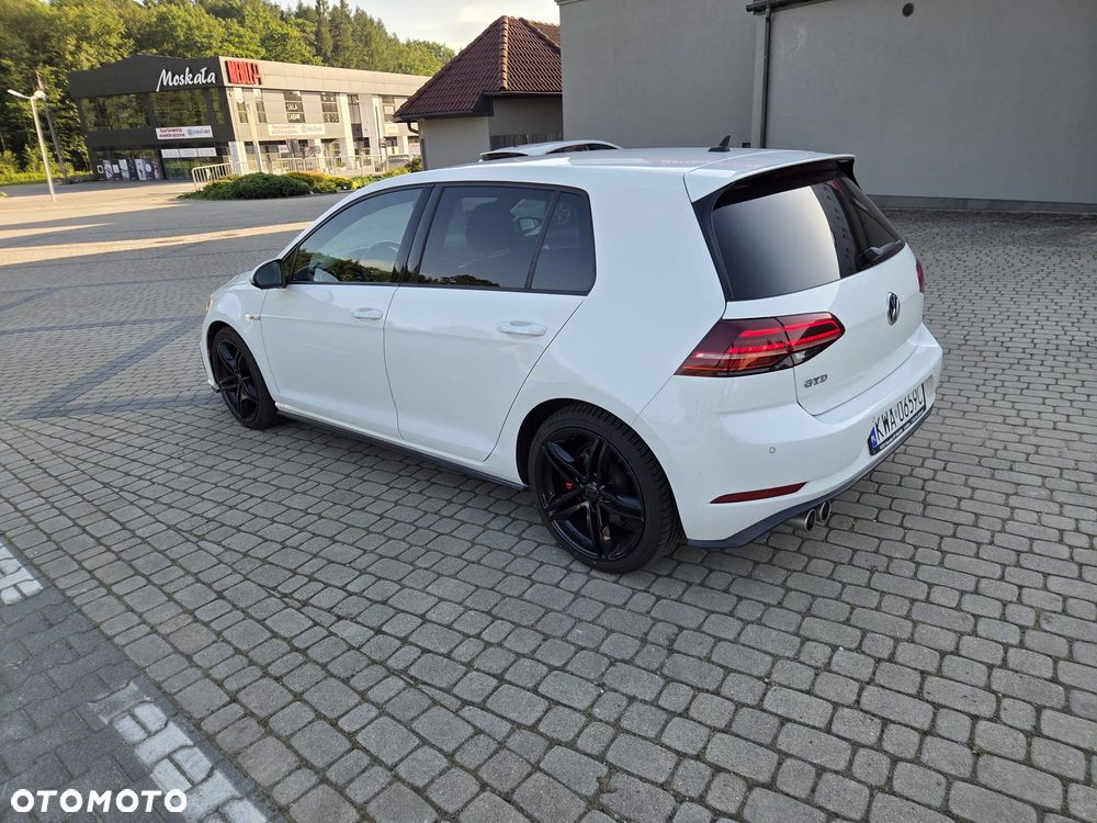 Volkswagen Golf 2.0 TDI BMT GTD - 5