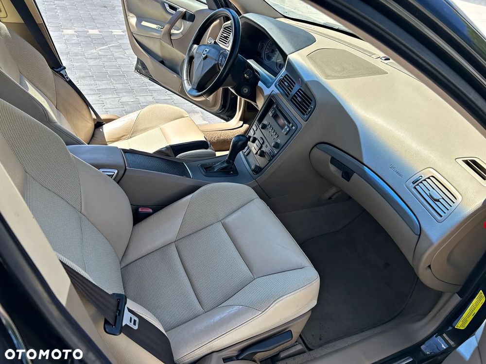 Volvo S60 2.4 Rubin - 8
