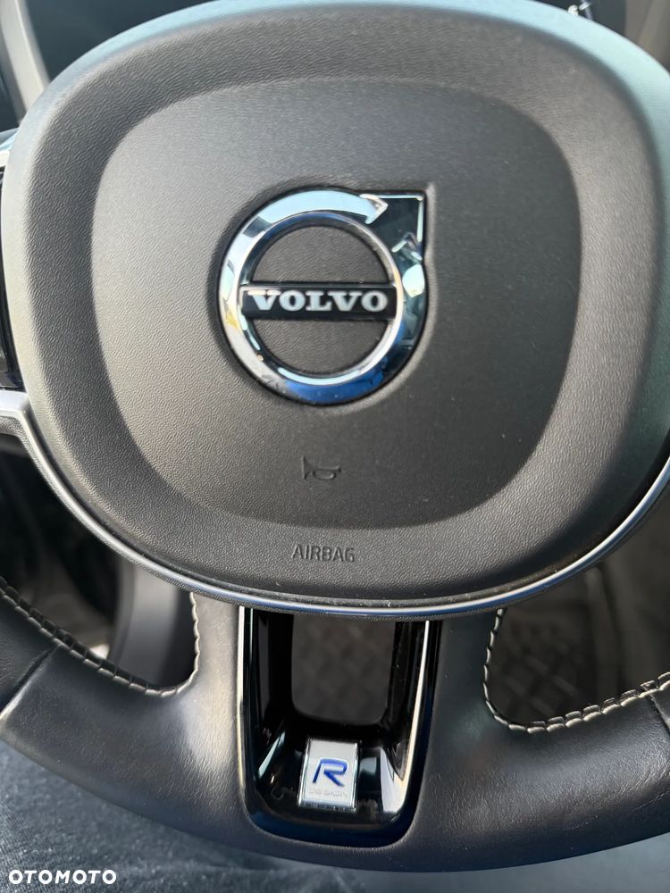 Volvo XC 60 T6 AWD Geartronic RDesign - 12