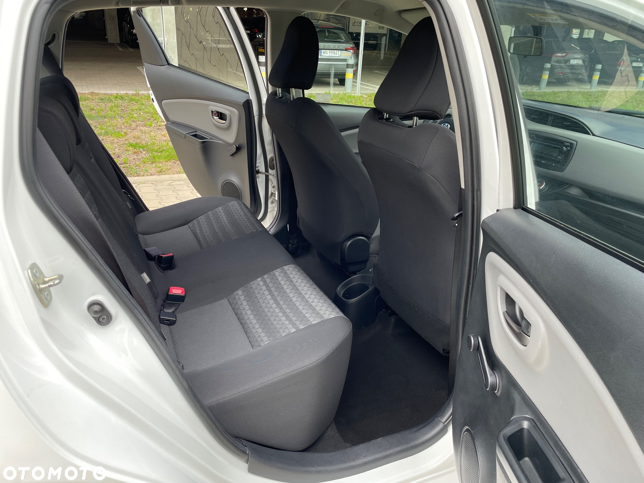 Toyota Yaris 1.0 Active - 19