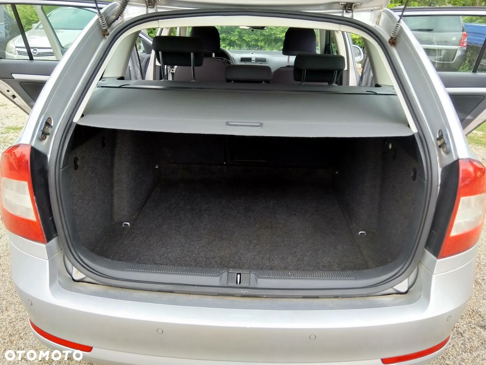 Skoda Octavia 1.8 TSI Ambiente - 7