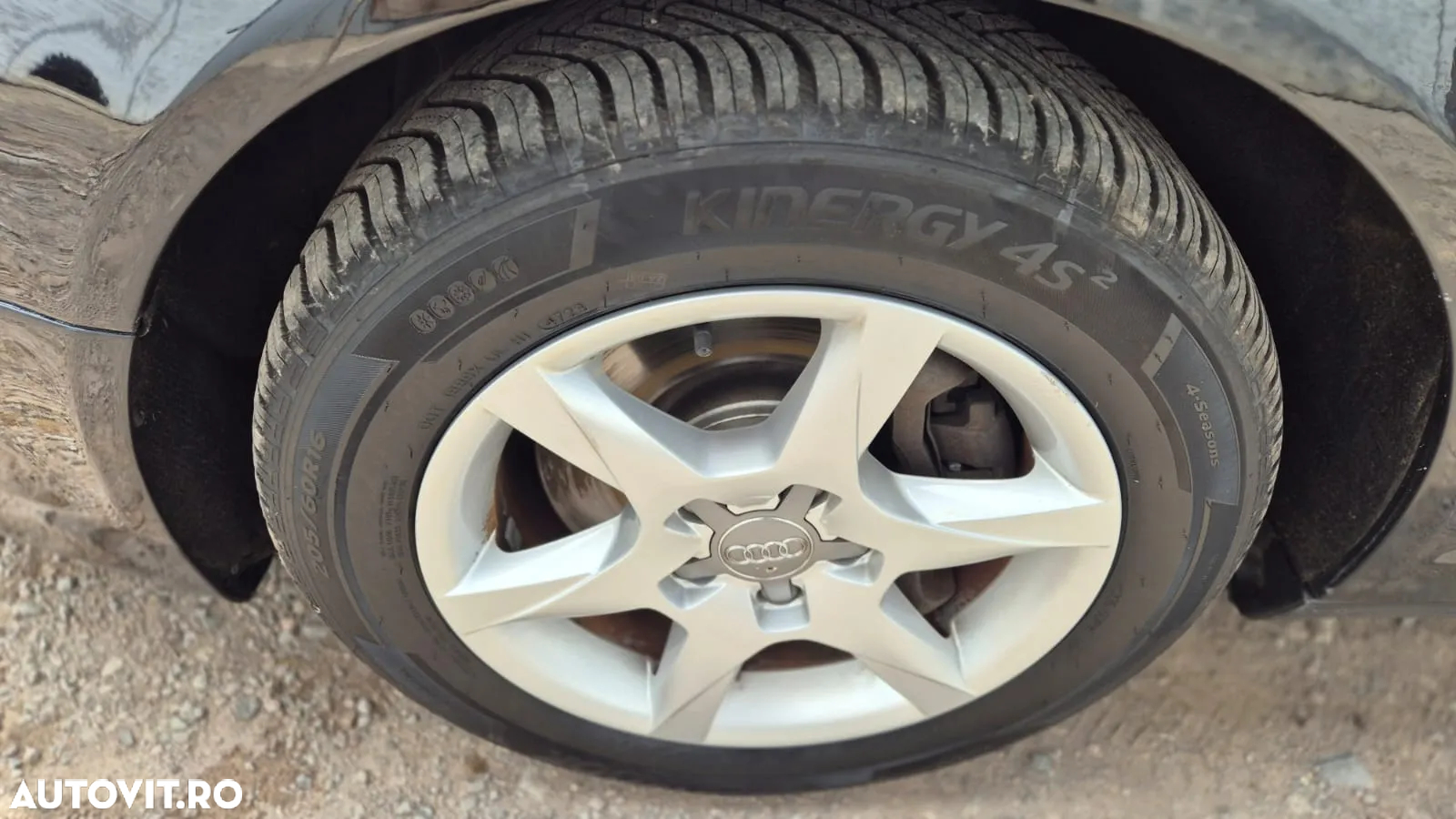 Audi A6 2.0 TDI DPF Avant - 24