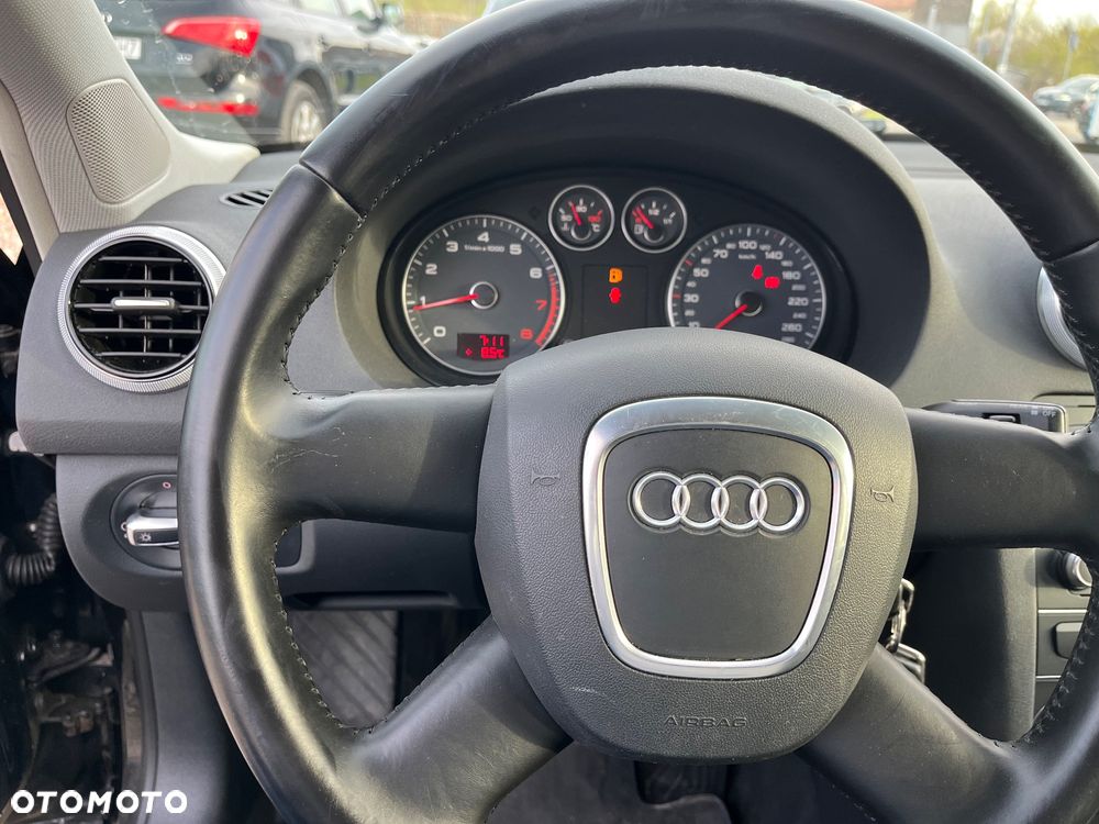 Audi A3 Sportback 1.6 Attraction - 11
