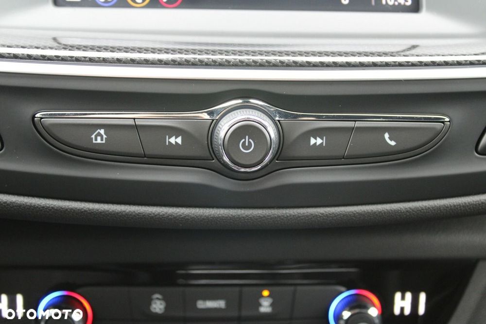 Opel Insignia - 27