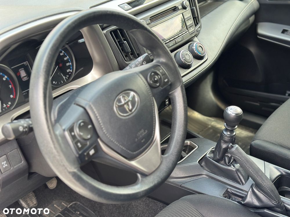 Toyota RAV4 2.0 Active 4x4 - 17