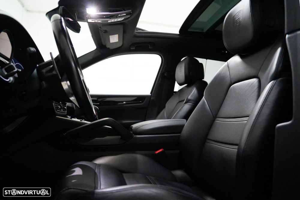 Porsche Cayenne E-Hybrid - 7