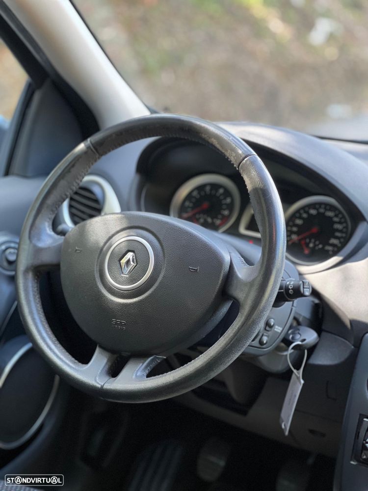 Renault Clio 1.2 16V Dynamique - 5