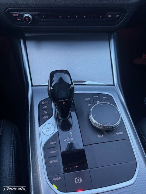 BMW 330 e Line Sport Auto - 9