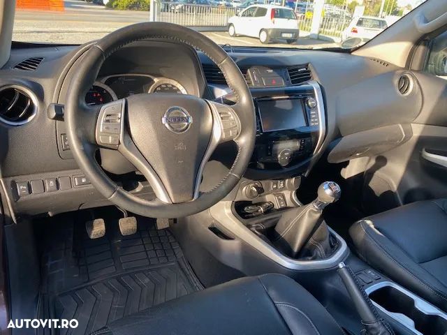 Nissan Navara 2.3 dCi Bi Turbo Double Cab Tekna - 17
